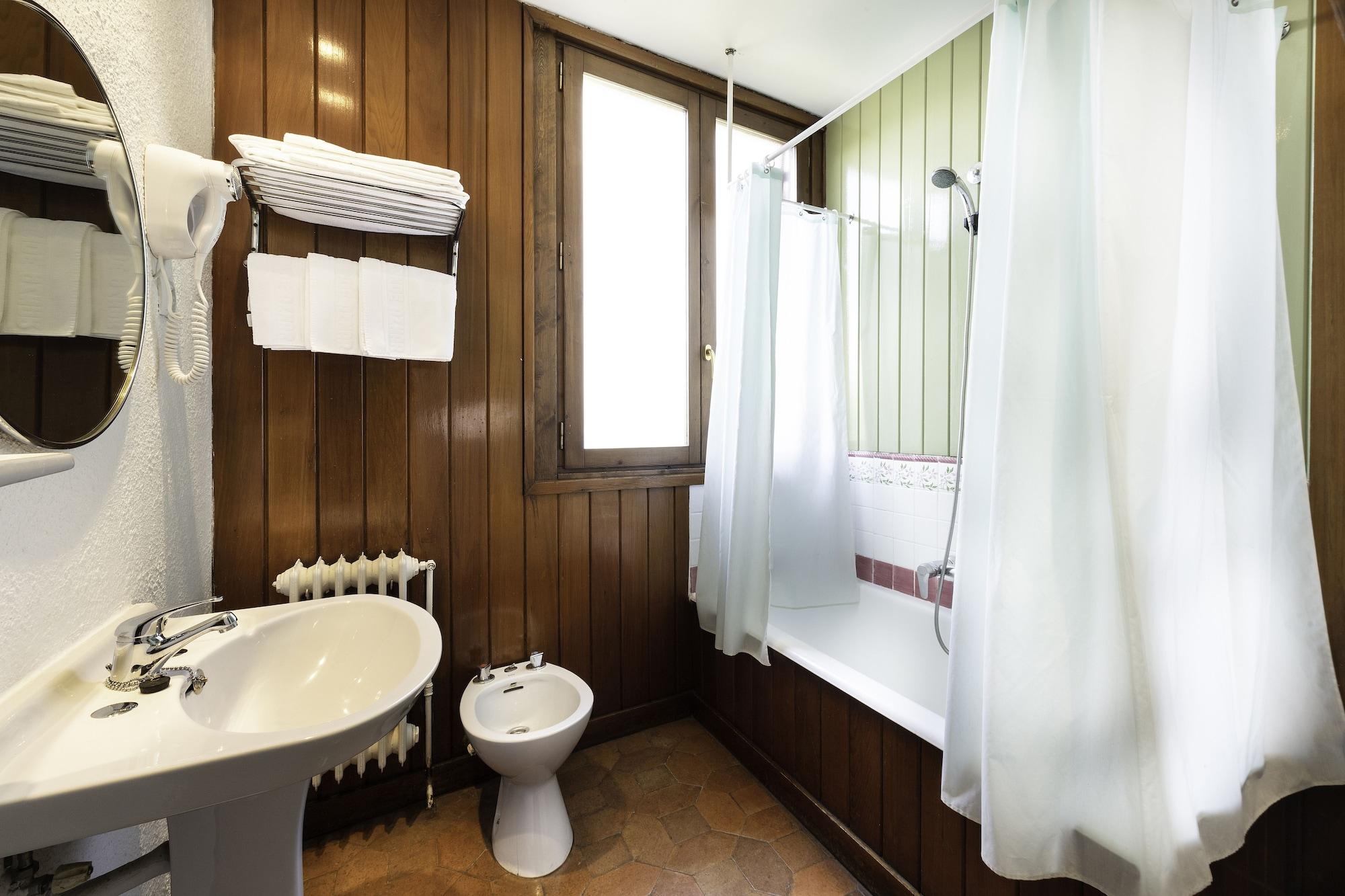 Conde Aznar Hotel